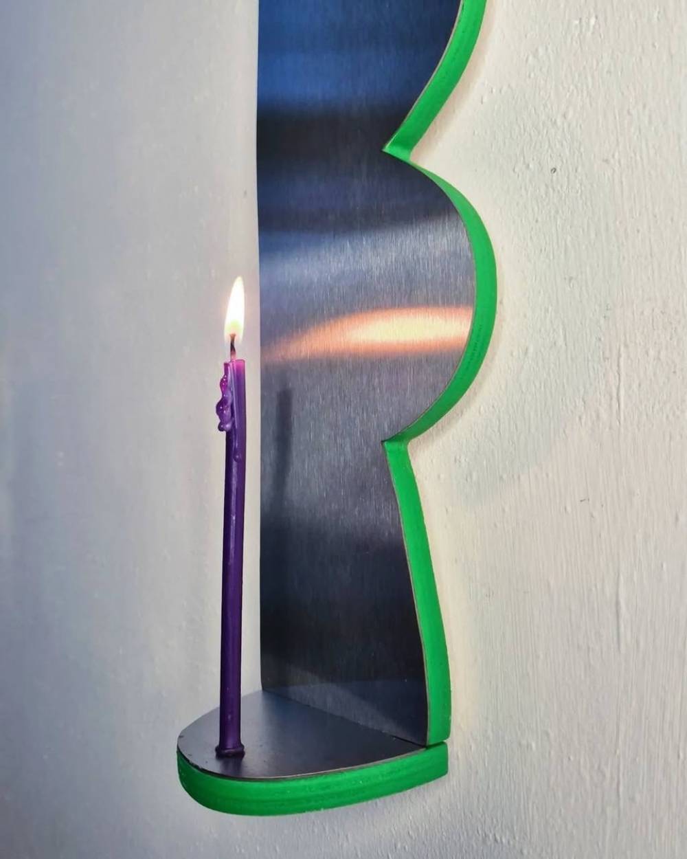 художник Маша Сомик - Подсвечник зелёный