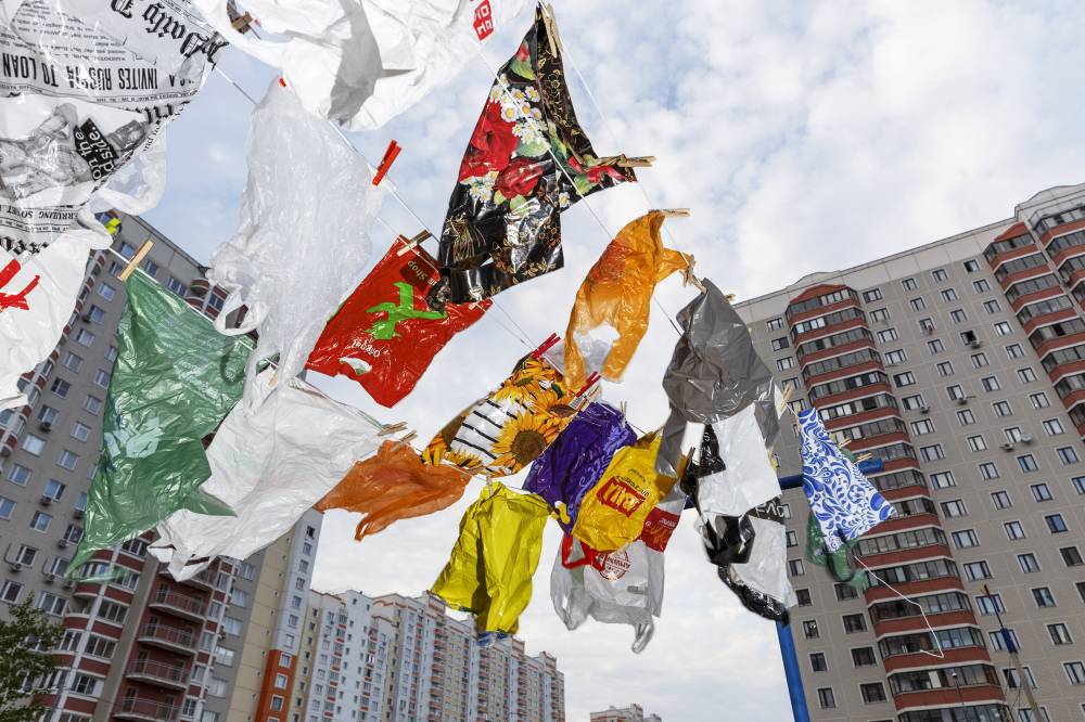 художник Антон Андриенко - Пакетики